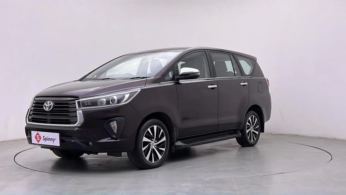 Maruti Budget Car 2023: 7 Seat Option with 35kmpl Mileage. Tough Game Started Under 5 lakhs 5 Toyota Innova Crysta