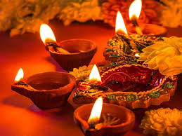 Full Information Diwali Puja 2023: लक्ष्मी-गणेश की नई मूर्ति घर ले आए, पर दिवाली के बाद पुरानी मूर्ति के साथ क्या करें? 6 Diwali Puja
