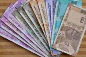 Money Savings Rule 2024 : पैसा बचत करने का जाने 4 बेहतरीन पॉइंट्स, कुछ सालों मे ही हो जाएंगे करोड़पति 3 uyg